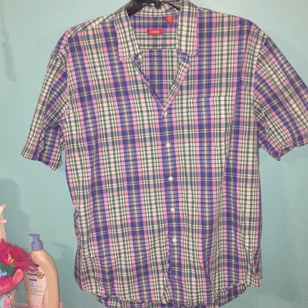 Men's shirt sleeve button up